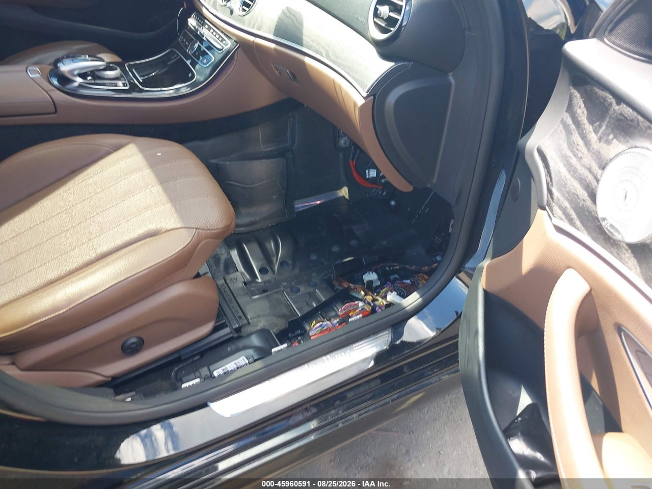 2017 MERCEDES-BENZ E 300 4MATIC · 6/11