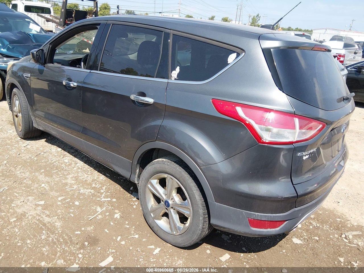 2016 FORD ESCAPE SE · 3/11