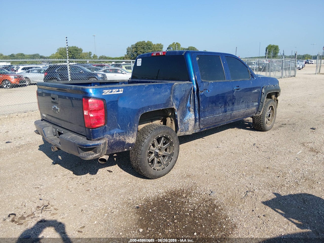 2016 CHEVROLET SILVERADO 1500 LT · 4/11