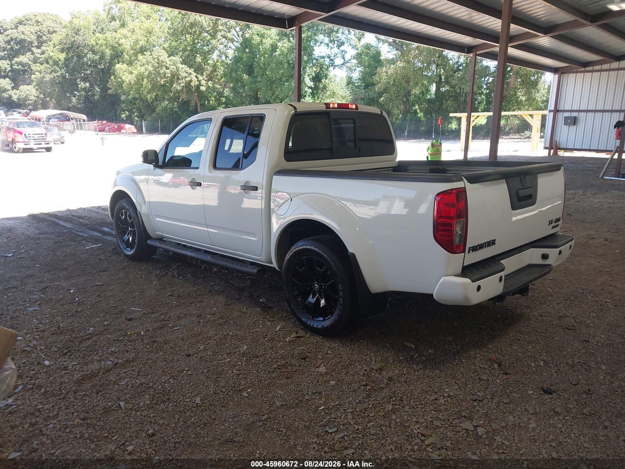 2021 NISSAN FRONTIER SV 4X4 · 3/11