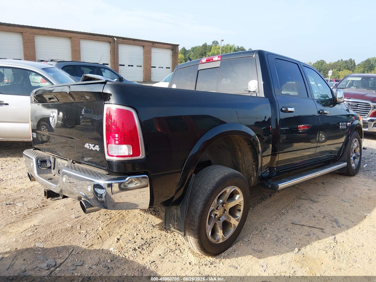 2014 RAM 1500 LARAMIE · 4/11