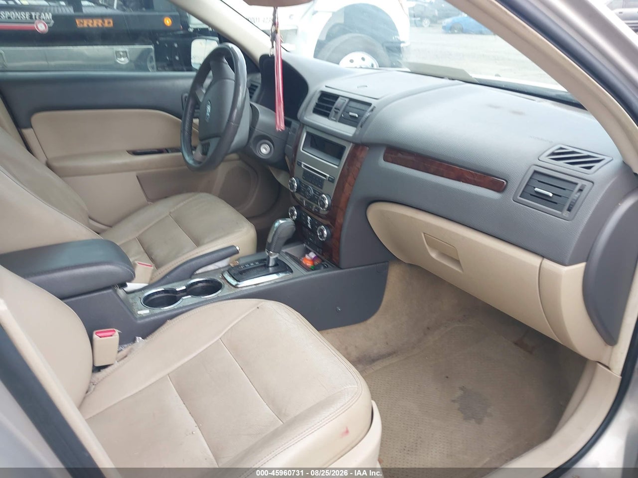 2010 FORD FUSION SEL · 5/11