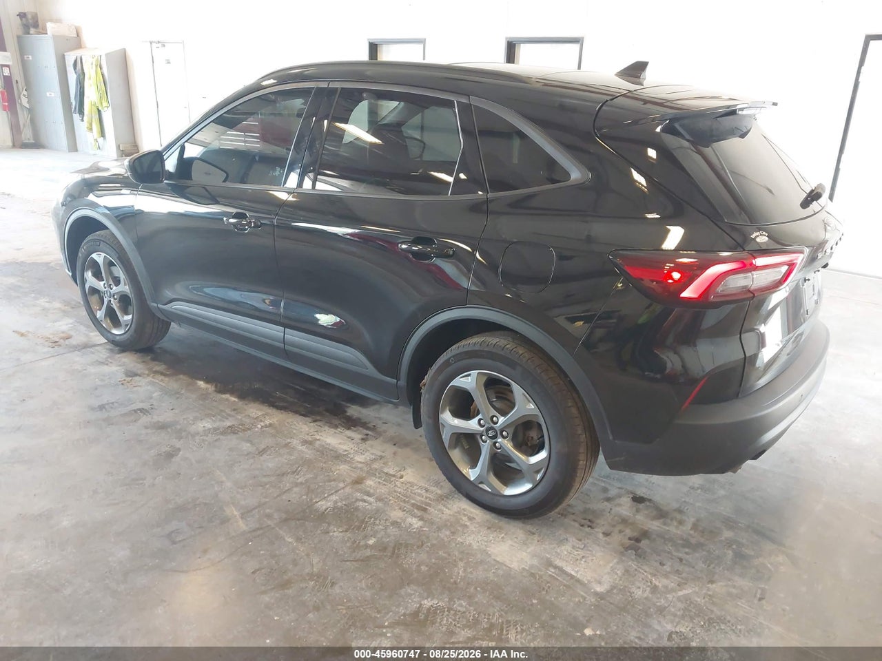 2025 FORD ESCAPE ST-LINE · 3/11