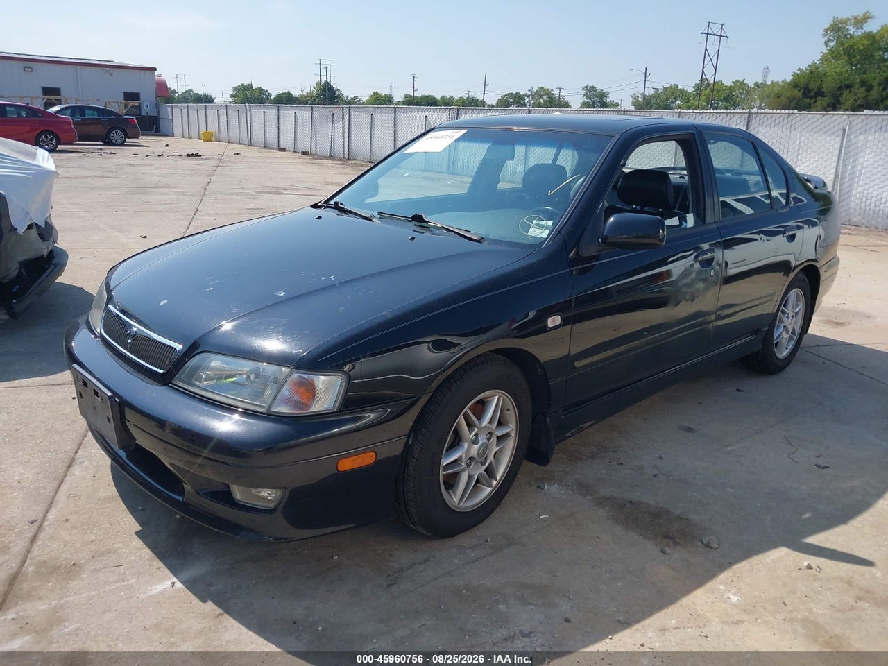 2002 INFINITI G20 LUXURY · 2/11