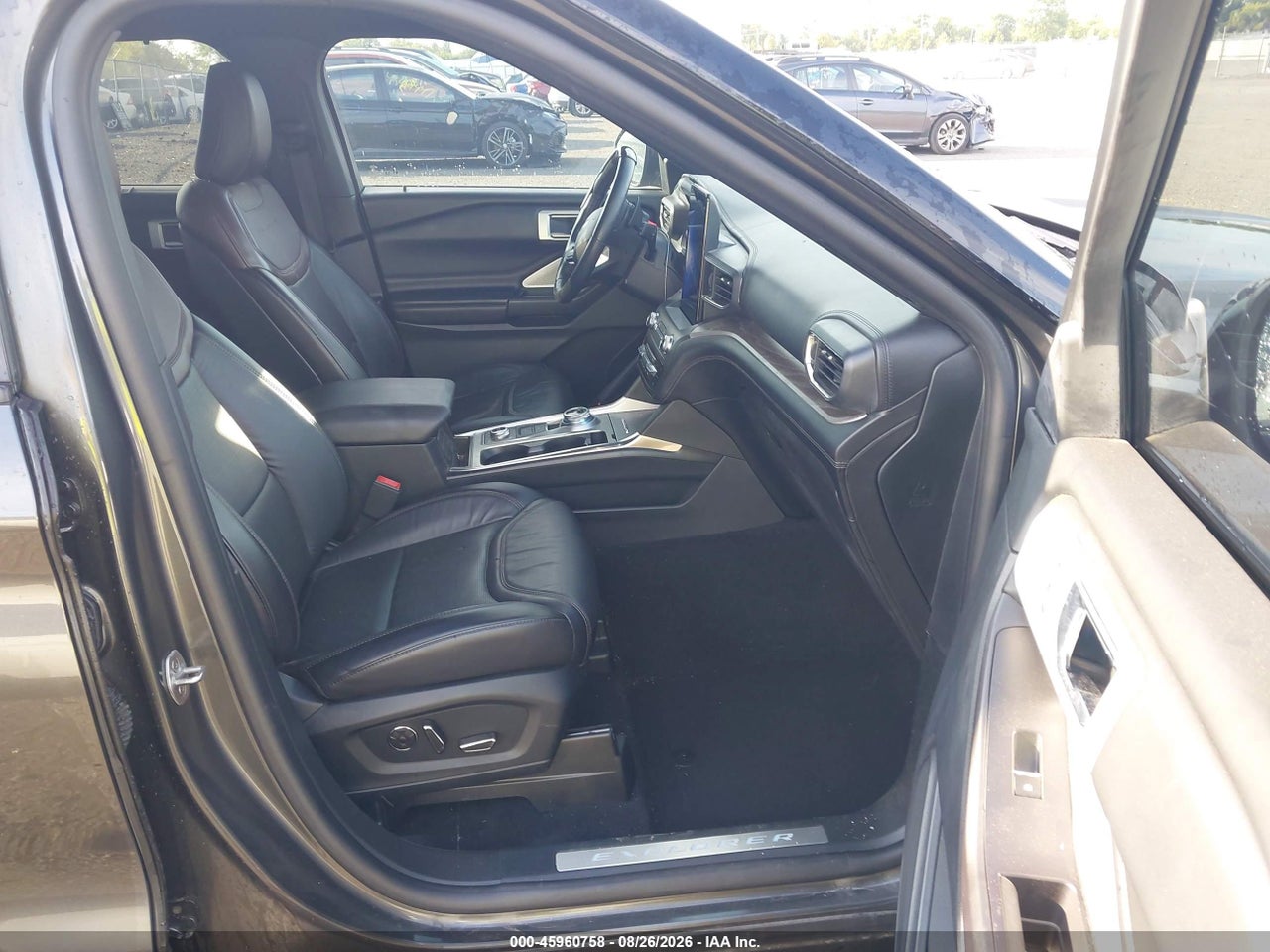 2020 FORD EXPLORER PLATINUM · 5/11