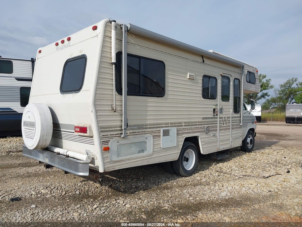 1986 CHEVROLET G30 · 4/11