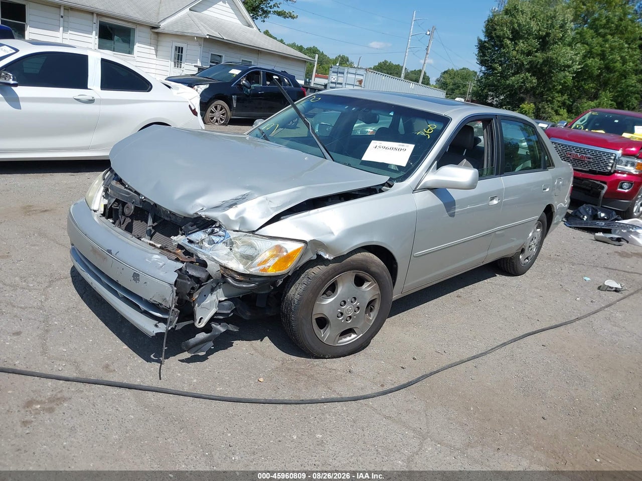 2003 TOYOTA AVALON XLS · 2/10