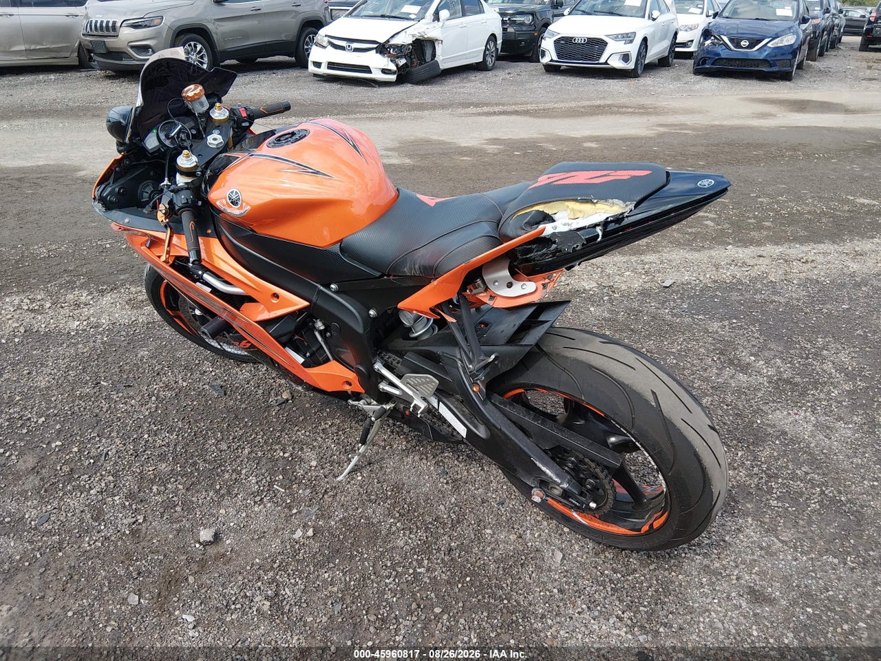 2009 YAMAHA YZFR6 · 3/11