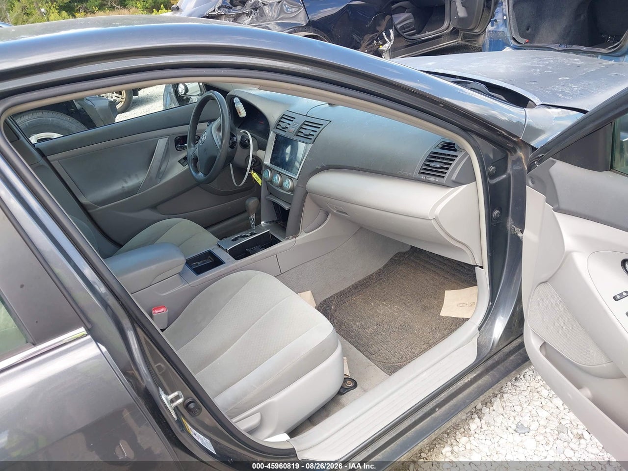2008 TOYOTA CAMRY LE · 5/9