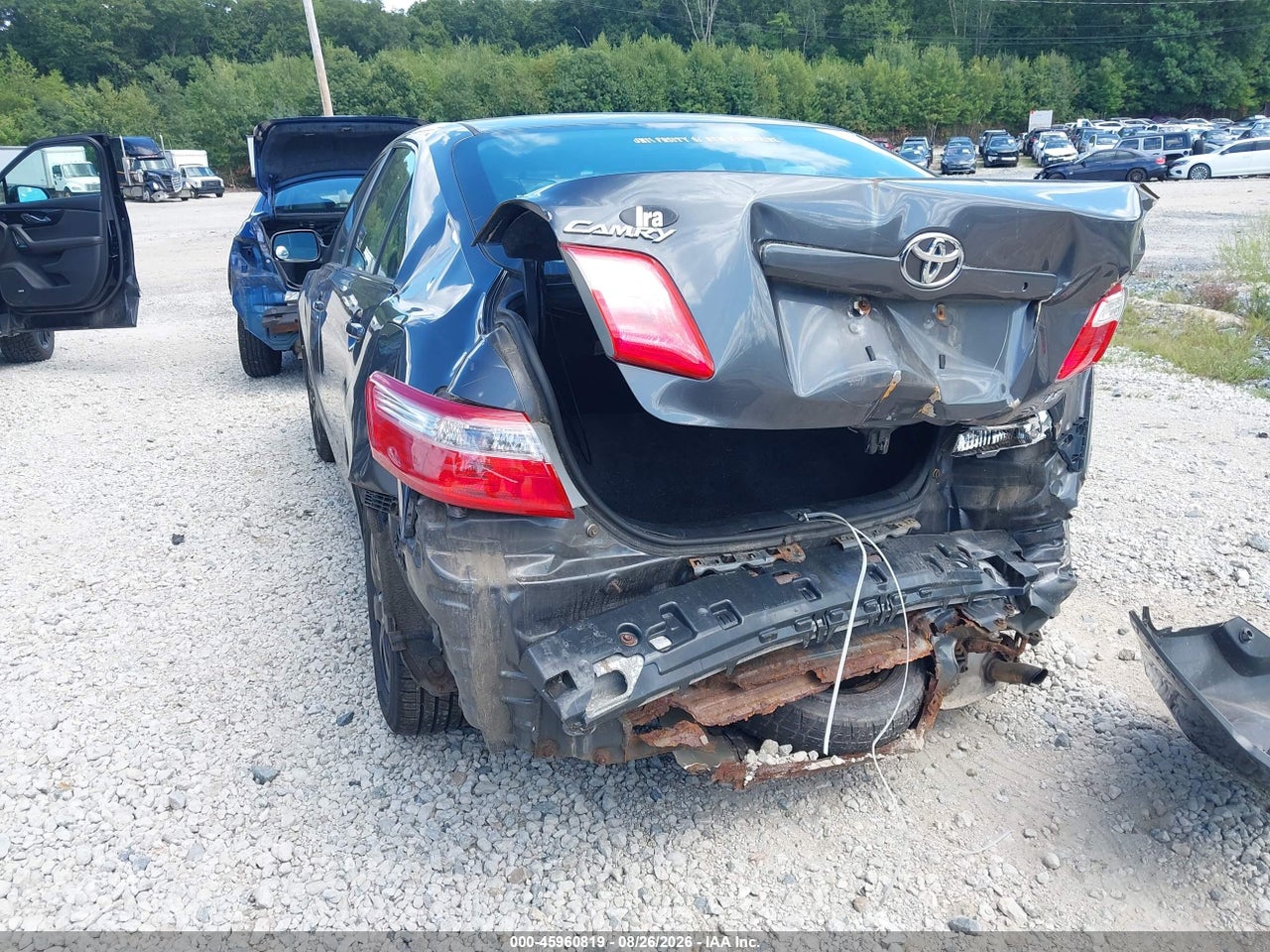 2008 TOYOTA CAMRY LE · 6/9