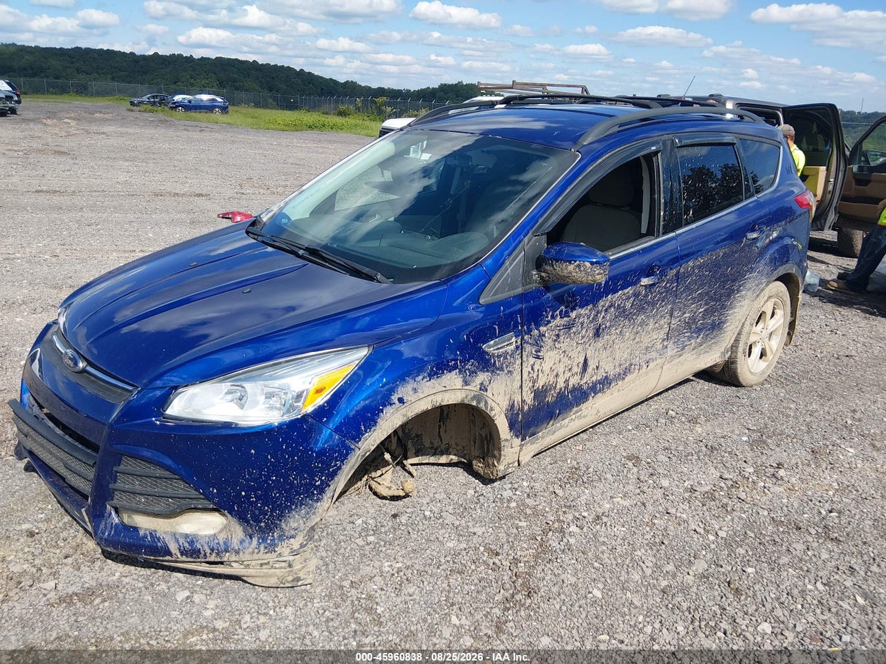 2016 FORD ESCAPE SE · 2/11