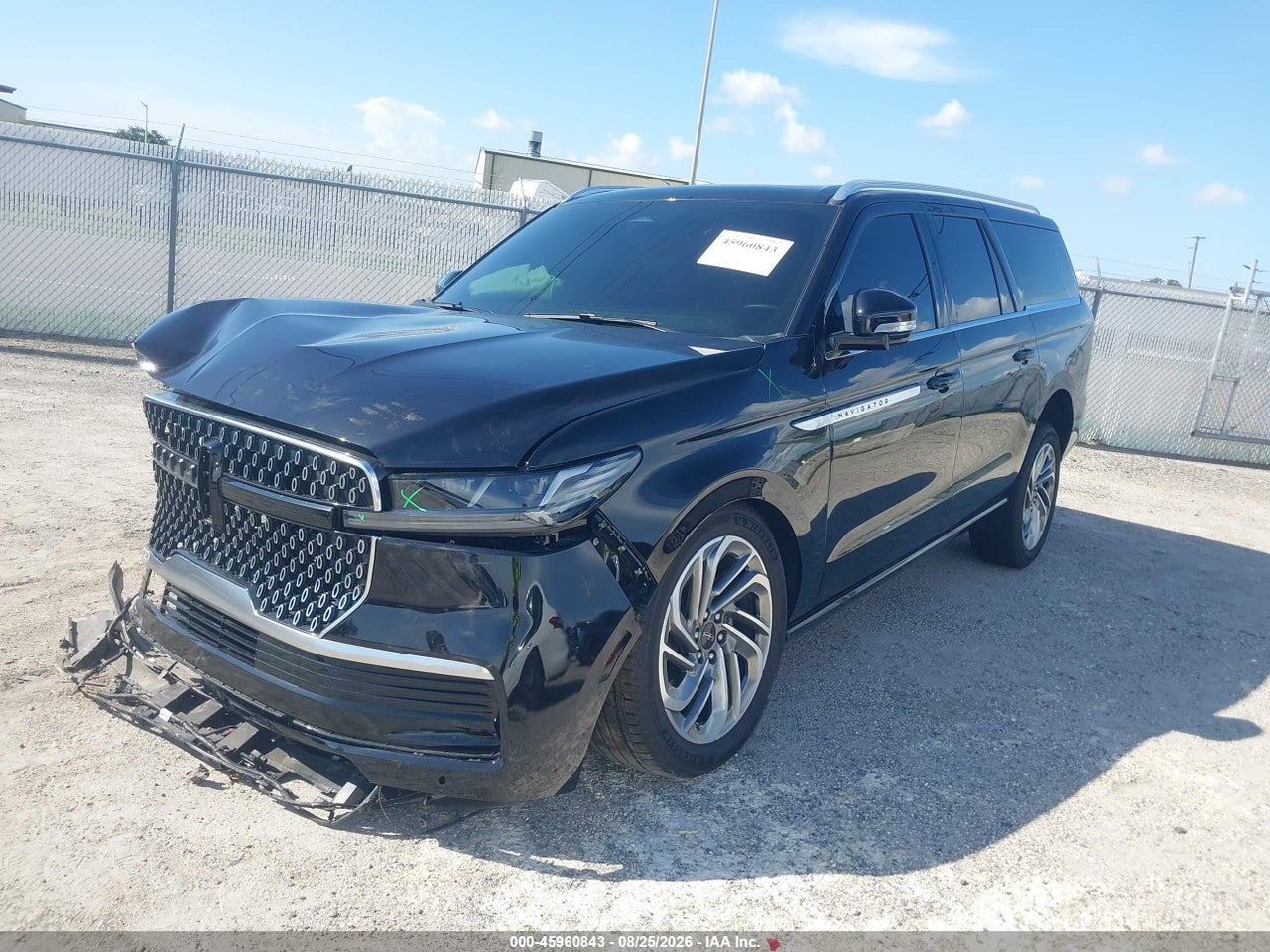 2026 LINCOLN NAVIGATOR RESERVE L · 2/11