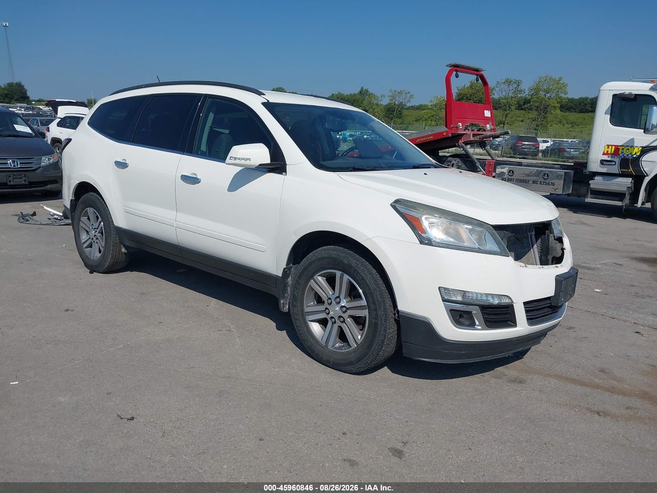 1GNKVGKD1FJ****** · 2015 CHEVROLET TRAVERSE LT
