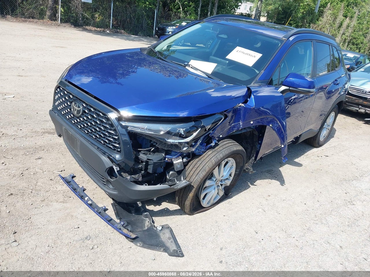 2024 TOYOTA COROLLA CROSS LE · 2/11