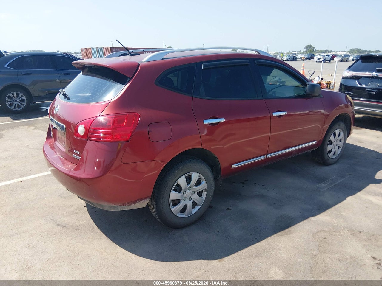 2014 NISSAN ROGUE SELECT S · 4/11