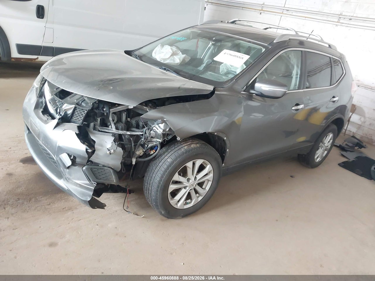 2015 NISSAN ROGUE SV · 2/11