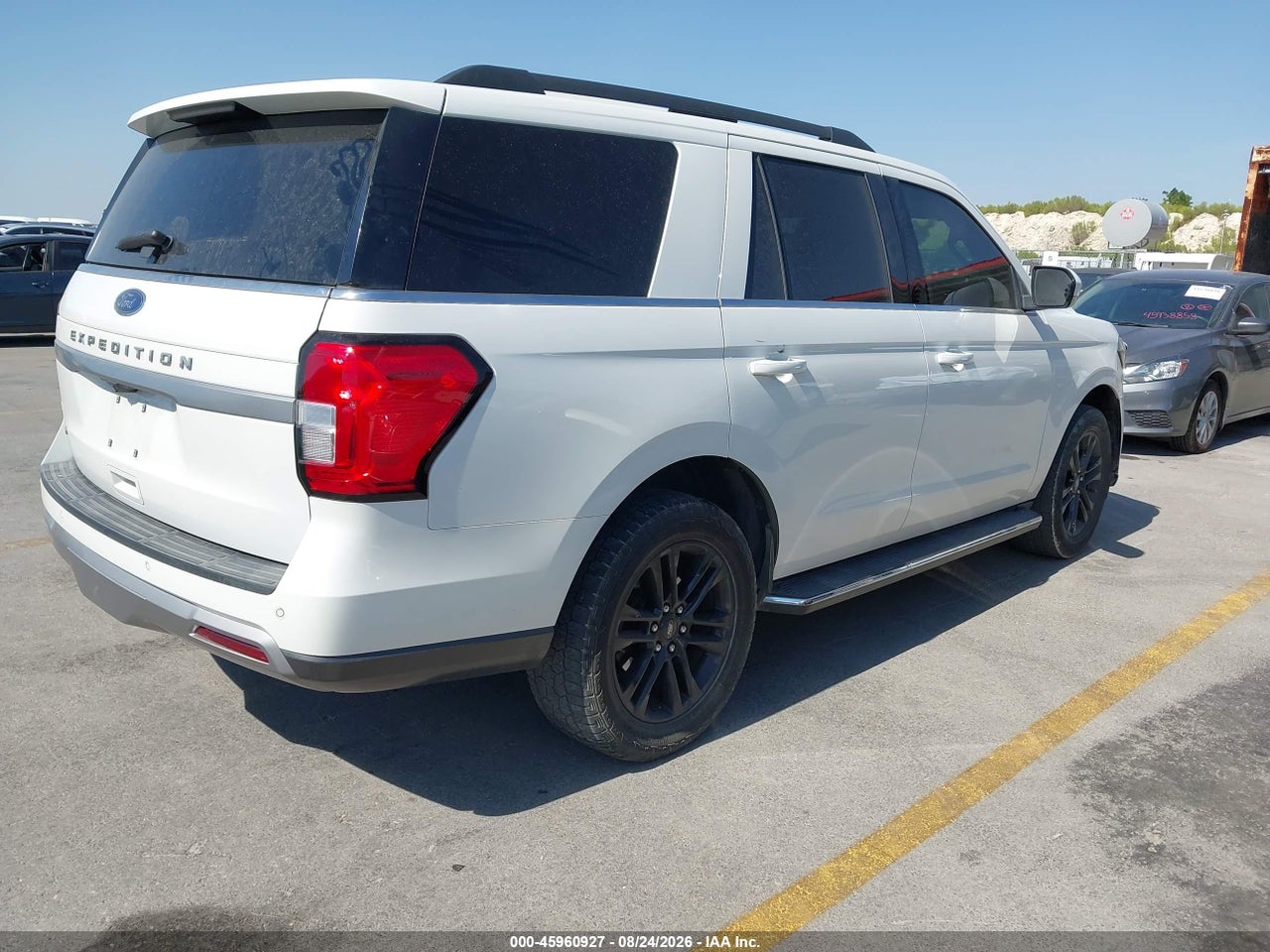 2022 FORD EXPEDITION XLT · 4/11
