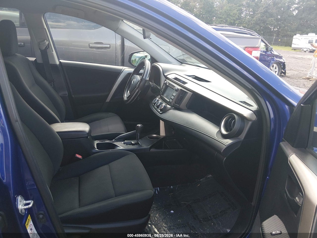 2014 TOYOTA RAV4 LE · 5/11
