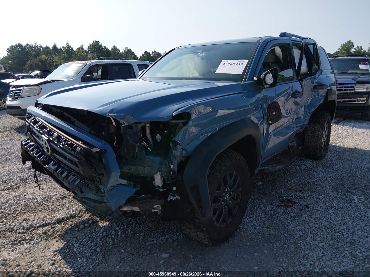 2025 TOYOTA 4RUNNER SR5 · 2/11