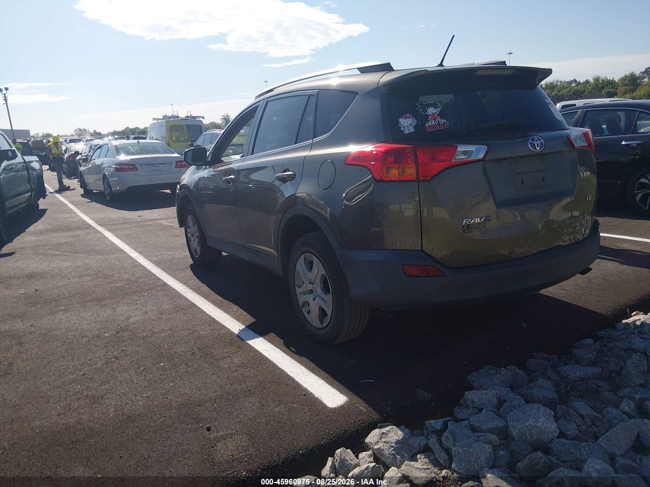 2015 TOYOTA RAV4 LE · 3/11