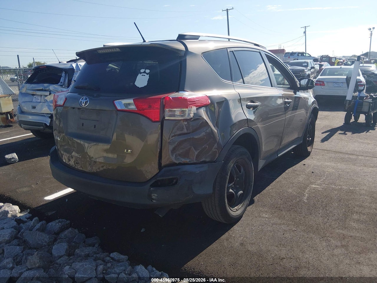 2015 TOYOTA RAV4 LE · 4/11