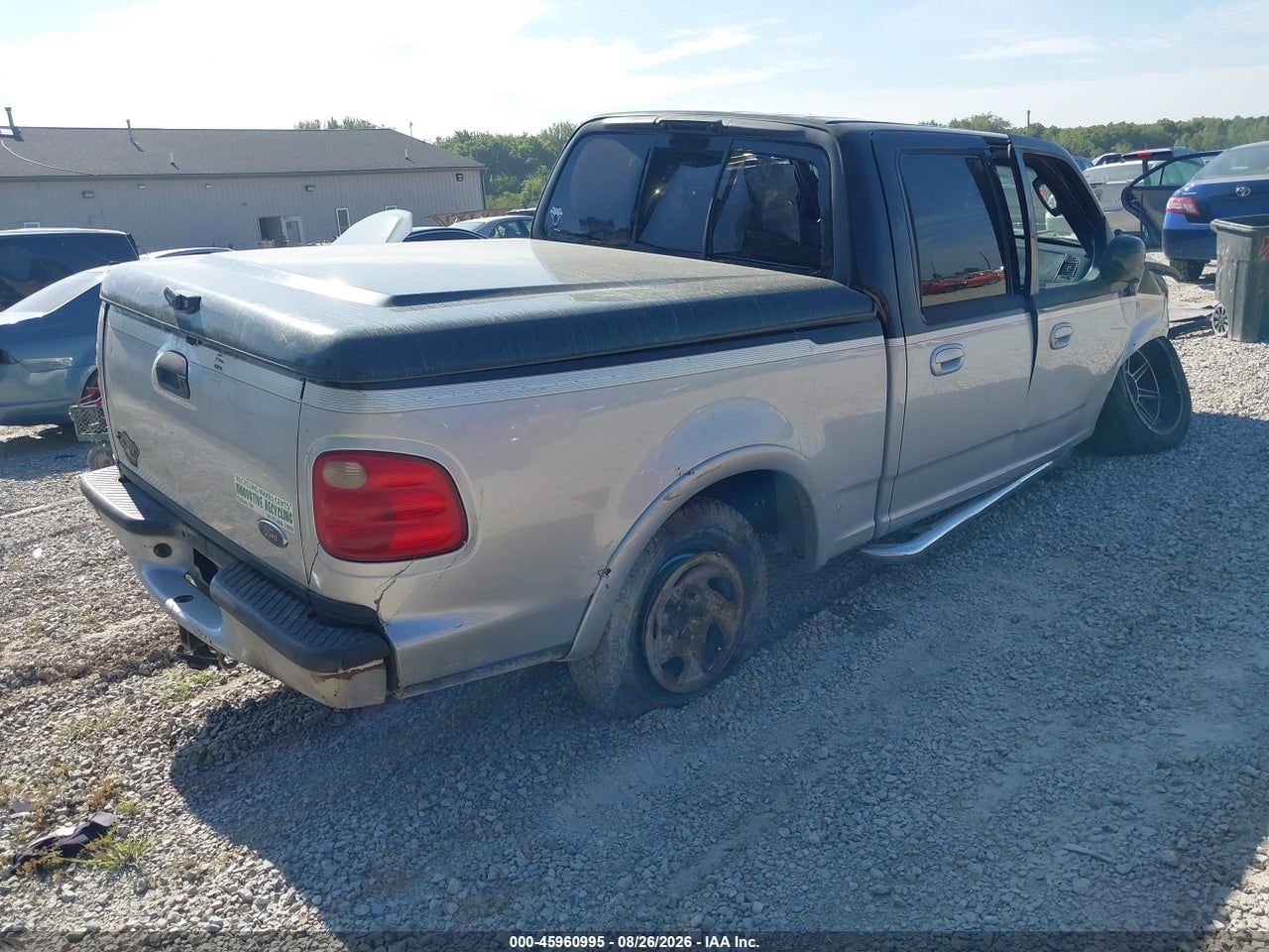 2003 FORD F-150 LARIAT · 4/11