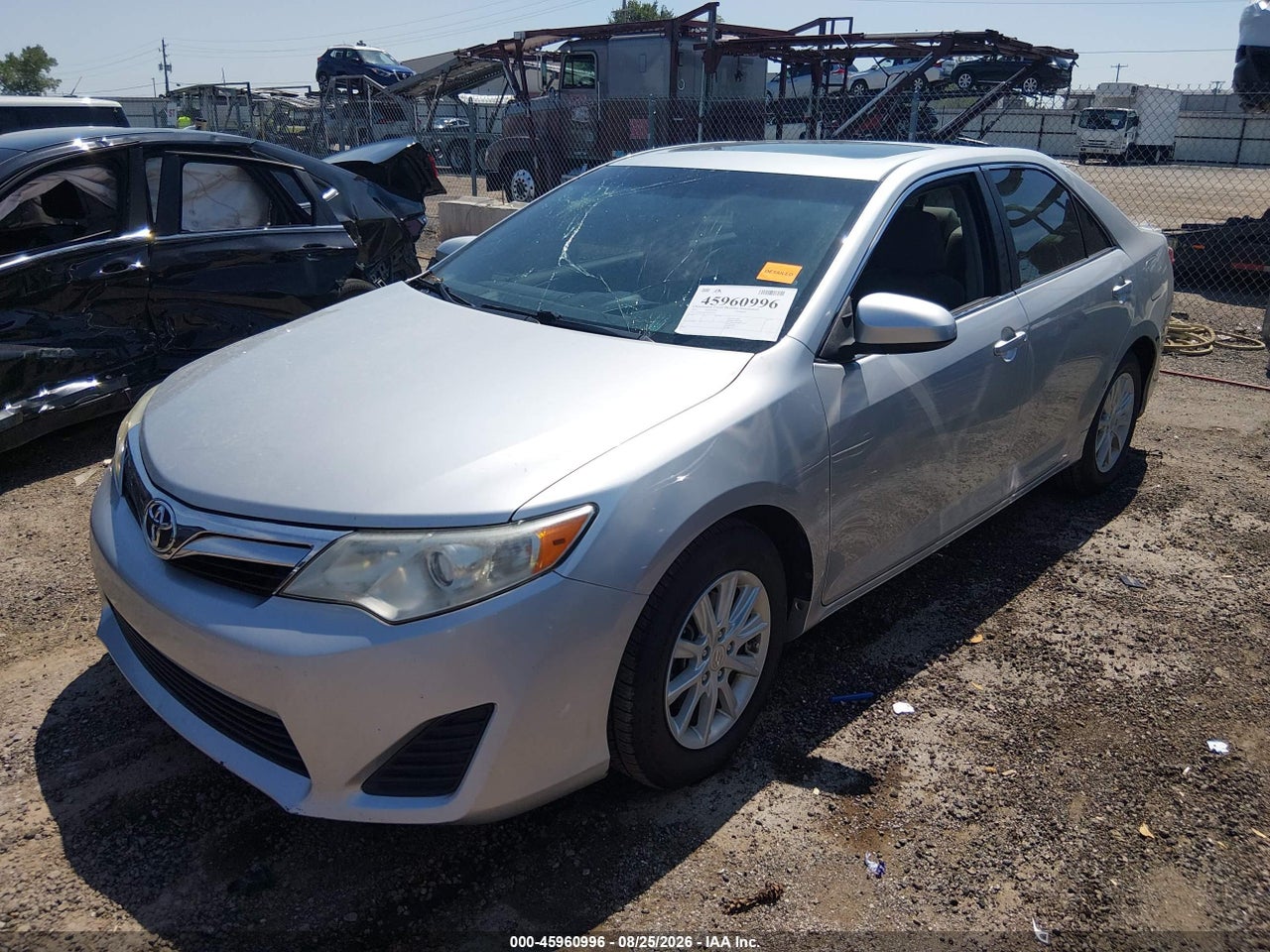 2012 TOYOTA CAMRY LE · 2/11