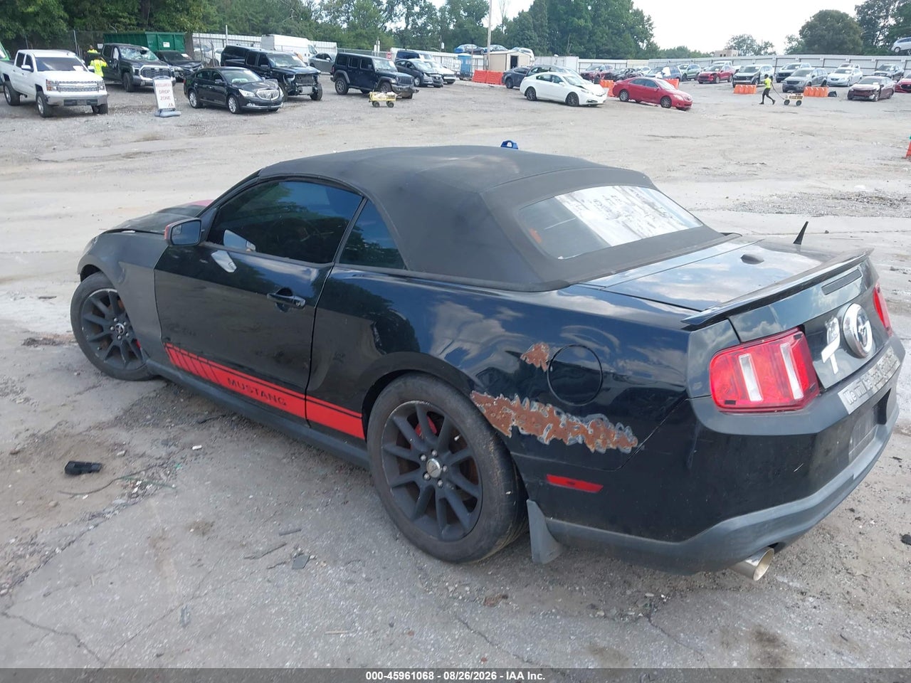 2011 FORD MUSTANG V6 PREMIUM · 3/11