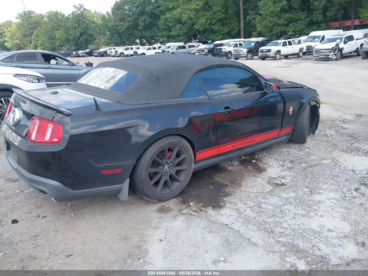 2011 FORD MUSTANG V6 PREMIUM · 4/11