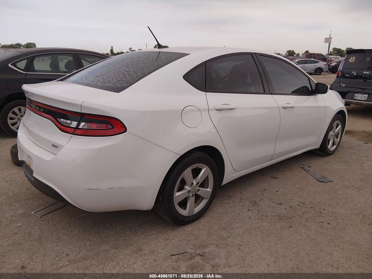 2015 DODGE DART SXT · 4/11