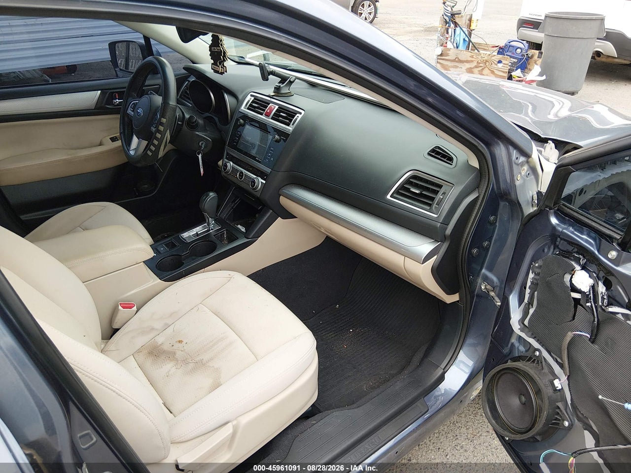 2016 SUBARU LEGACY 2.5I PREMIUM · 5/11