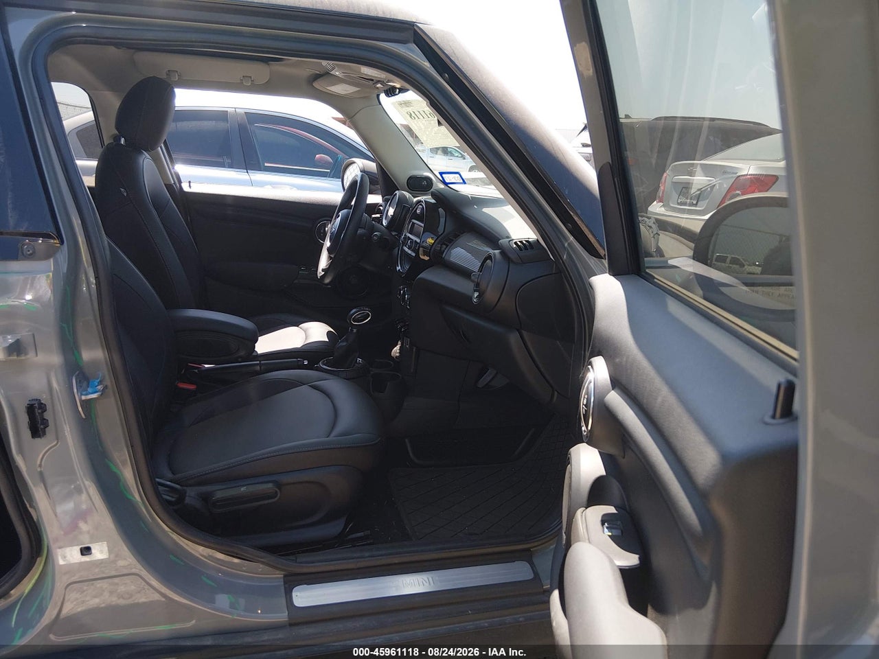 2015 MINI HARDTOP COOPER · 5/11