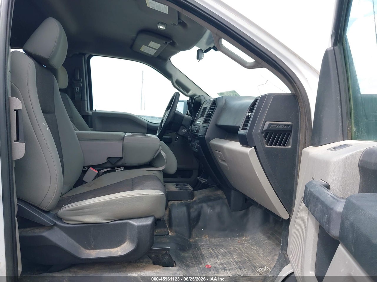 2017 FORD F-150 XL · 5/11