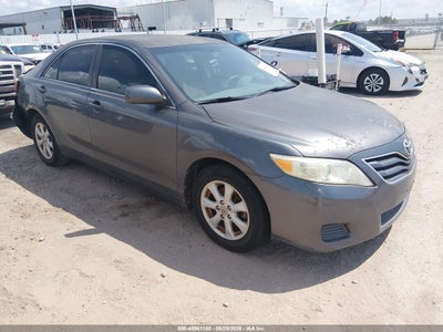 4T4BF3EK1BR****** · 2011 TOYOTA CAMRY LE