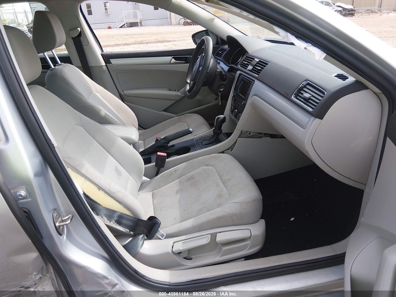2018 VOLKSWAGEN PASSAT 2.0T R-LINE/2.0T S · 5/11