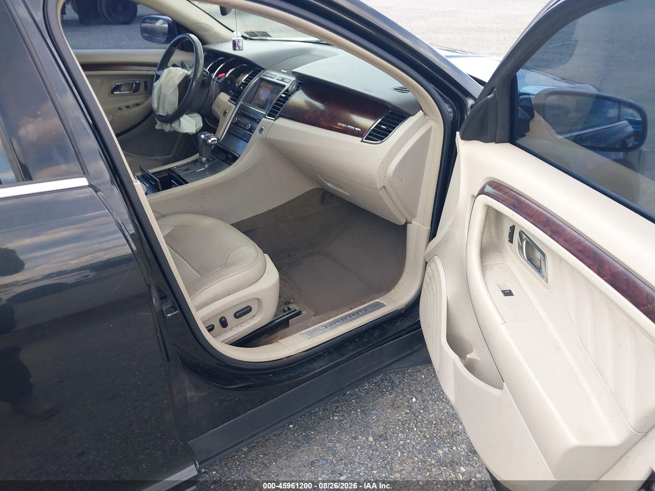 2011 FORD TAURUS LIMITED · 5/11