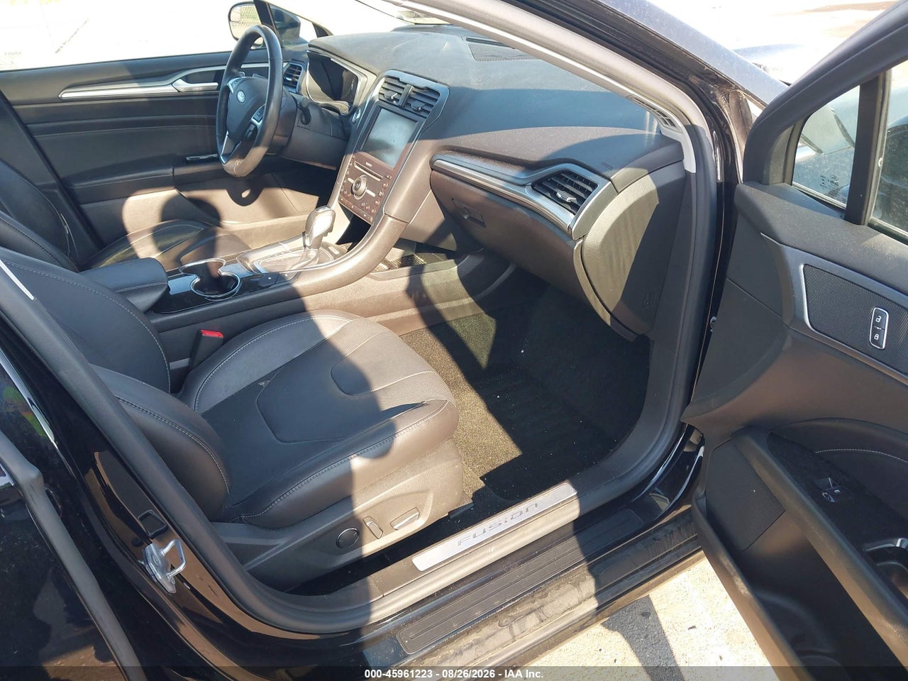 2016 FORD FUSION ENERGI TITANIUM · 5/11