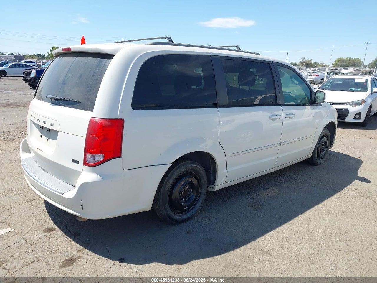 2011 DODGE GRAND CARAVAN MAINSTREET · 4/11