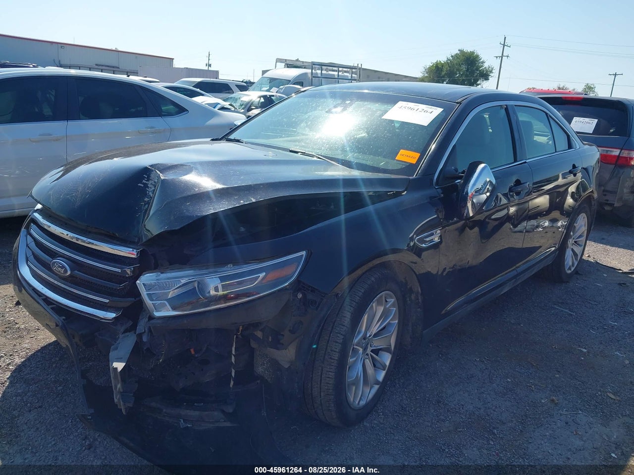 2018 FORD TAURUS LIMITED · 2/10