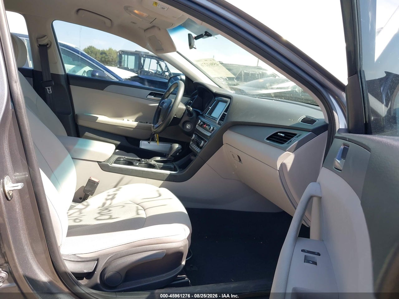 2018 HYUNDAI SONATA SE · 5/11