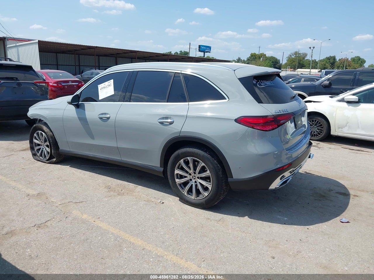 2025 MERCEDES-BENZ GLC 300 SUV · 3/11