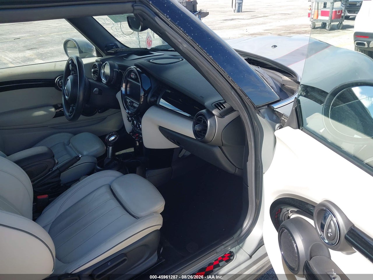 2018 MINI CONVERTIBLE JOHN COOPER WORKS · 5/11