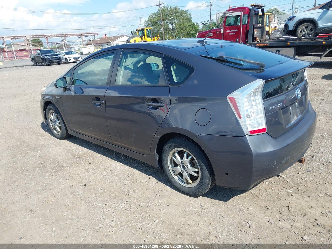2011 TOYOTA PRIUS TWO · 3/11