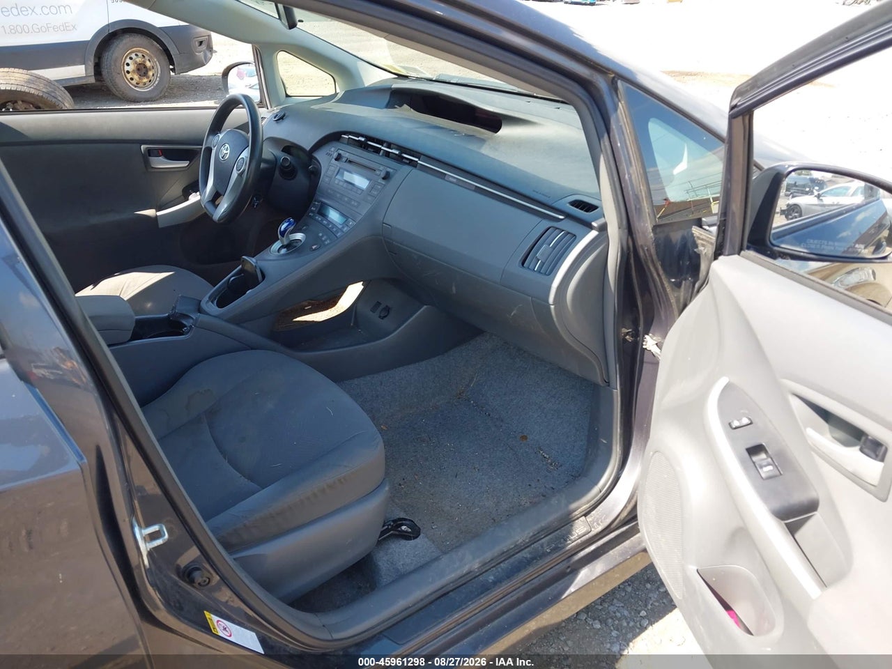 2011 TOYOTA PRIUS TWO · 5/11
