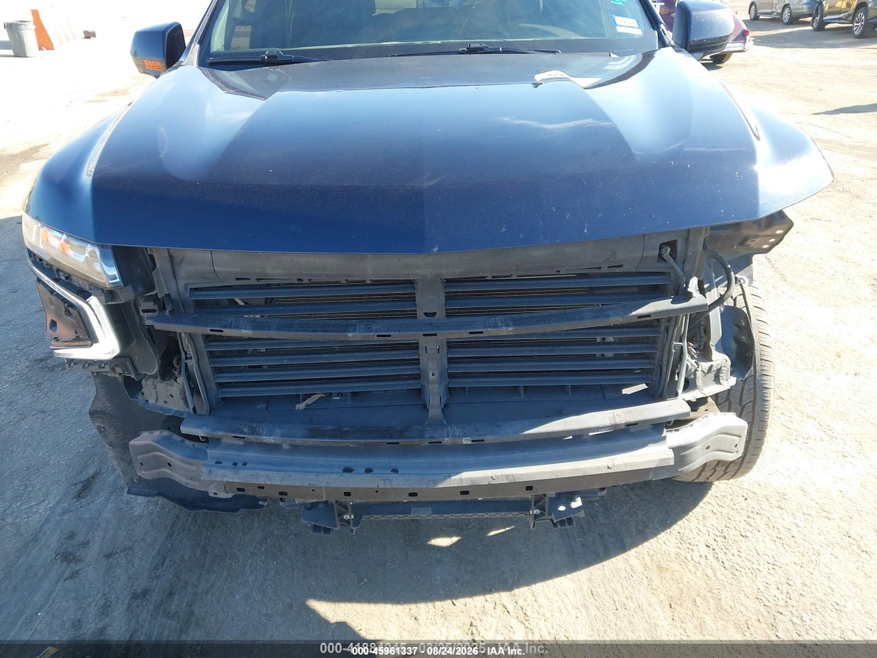 2021 CHEVROLET SUBURBAN 2WD LT · 6/10