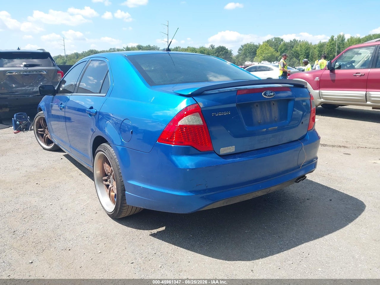 2011 FORD FUSION SE · 3/11