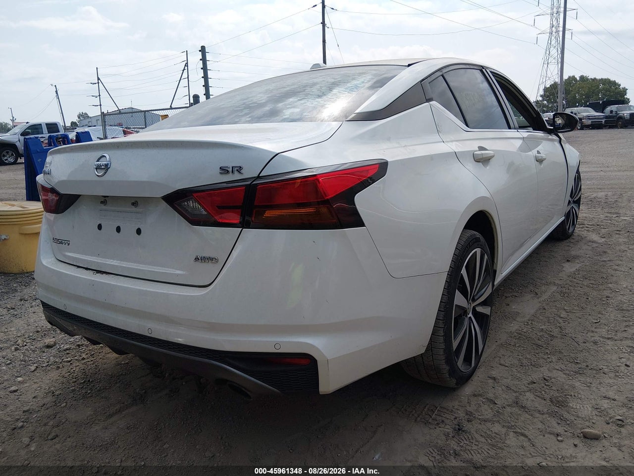 2020 NISSAN ALTIMA SR INTELLIGENT AWD · 4/10
