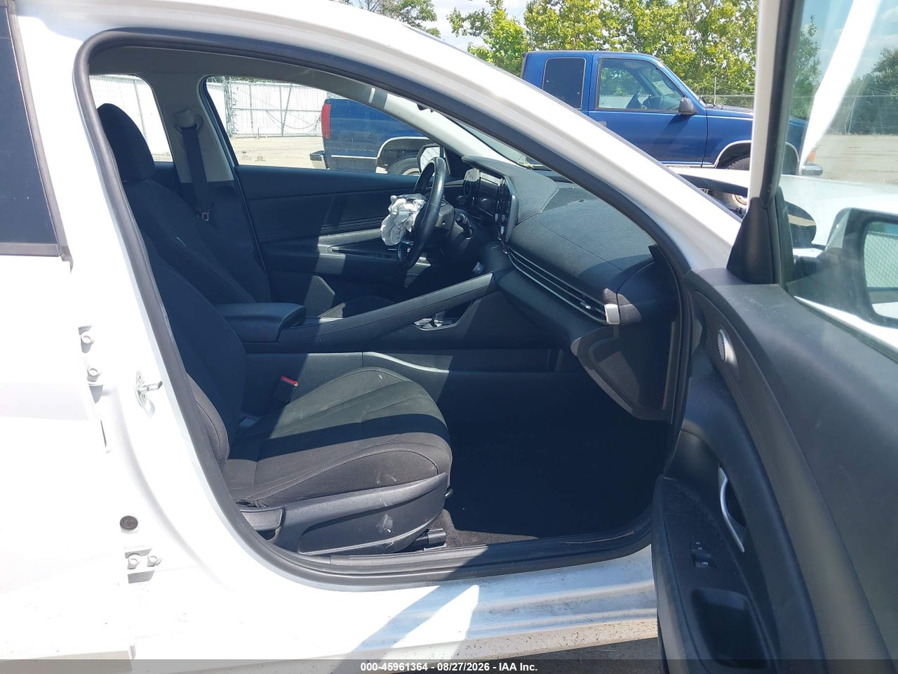 2021 HYUNDAI ELANTRA SEL · 5/11