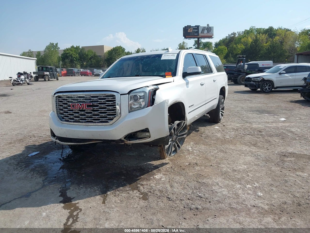 2018 GMC YUKON XL DENALI · 2/11