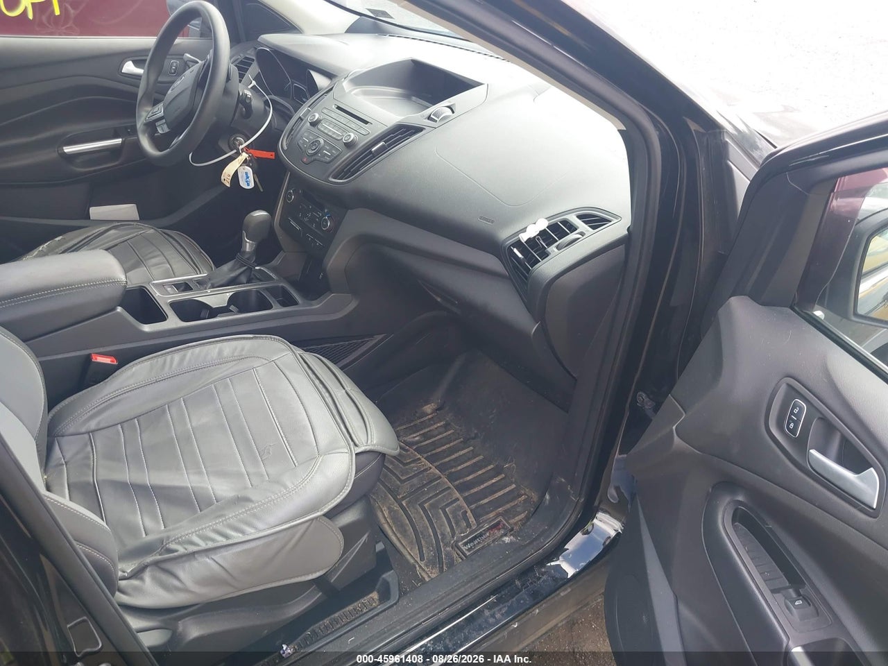 2017 FORD ESCAPE SE · 5/11